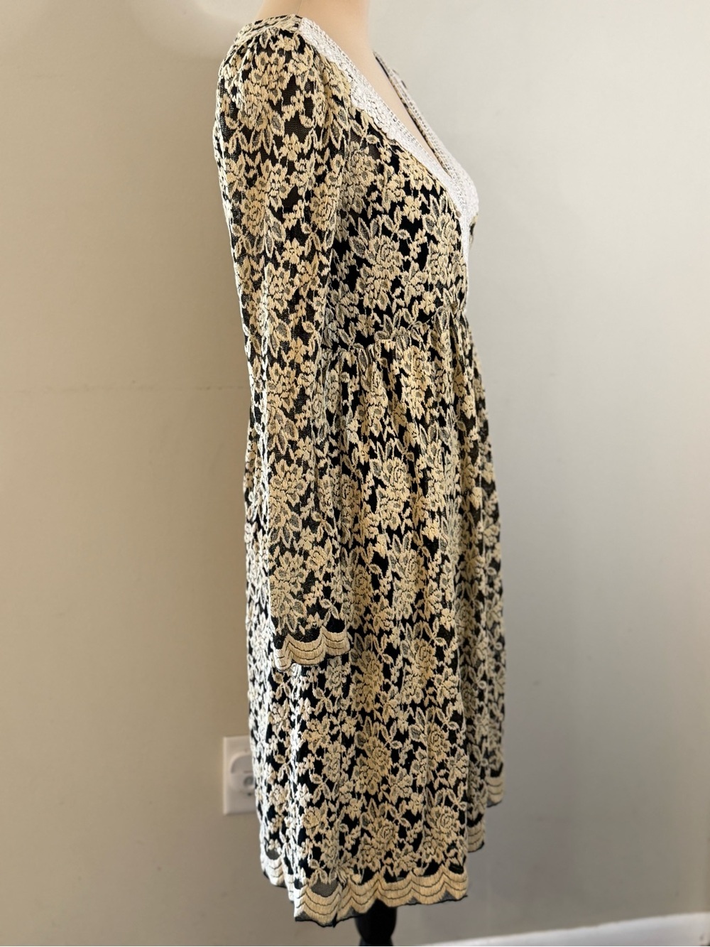 a’reve floral lace midi dress cream black white tank dress lining SZ SM - Picture 2 of 16